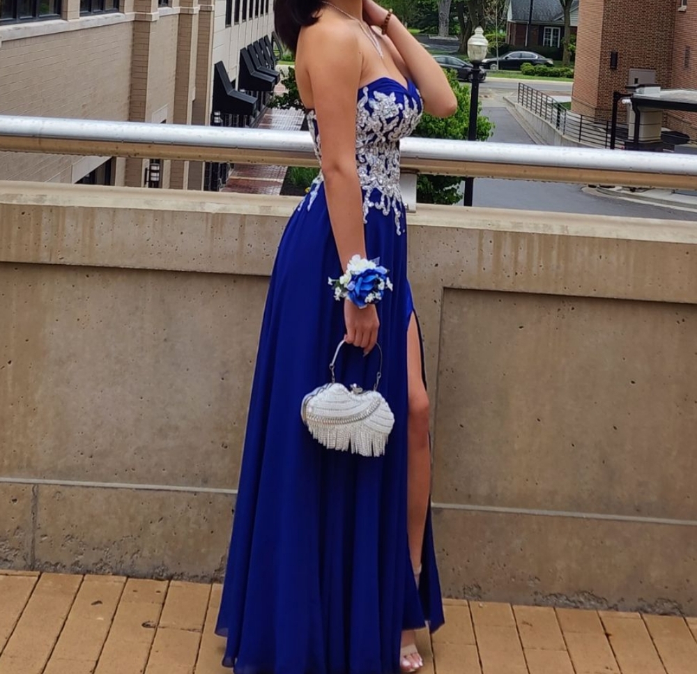 Elegant Blue Strapless Gown with White Floral Details